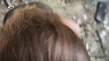 Мужик прикинулся продюсером и развел девку на минет в развалинах заброшенного здания