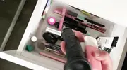 нашел в комоде сестры самотык