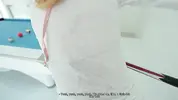 играют в бильярд на желание