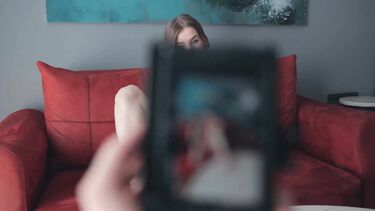 Фотограф отодрал подругу после фотосессии для Онлифанс