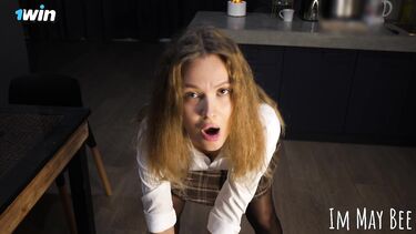 Имитация дрочки члена и секса с мощным камшотом
