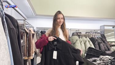 Быстрый секс в примерочной с окончанием в рот и шоппинга не надо