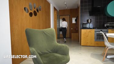Легкоатлет трахнул знойную спортивную массажистку