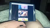 препод смотрит порно, пока жена спит