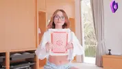играют в карты на желание