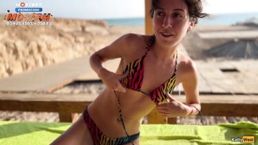 Массажист возбудил и трахнул худенькую русскую брюнетку Katty West
