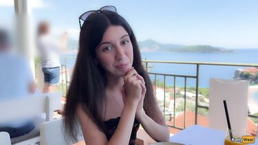 Пикапер прикинулся иностранным модельным агентом и трахнул худышку