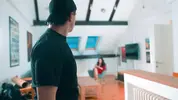 на вечеринке встретил маму друга