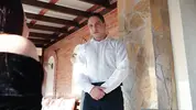 официант узнал в клиентке маму своего друга
