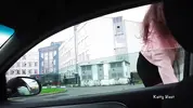 провинциалка просит незнакомца подвезти ее