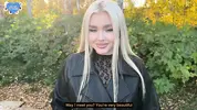 скромный парень знакомится с блондинкой на улице