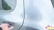 две поруги на авто взяли попутчика