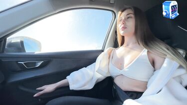попутчица: Водитель отымел в машине красотку за проезд