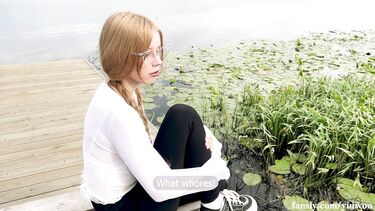 Yuiwoo: Подарок на 18-летие: лишает телку девственности, кончая три раза