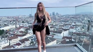 Кончил в пизду блондинке с косичкой после утреннего минета