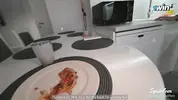 горячая телка принимает в гости друга сына