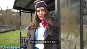 подкатил яйца к стюардессе на остановке