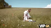 задрала свадебное платье и дала полизать манду