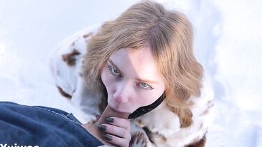 Минет на природе: Русская сосет зимой при -30 и глотает мороженую сперму