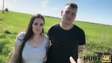 Нуждающийся муж продал жопу и рот пухленькой жены богатому землевладельцу
