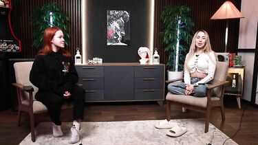 Белла Мур провела интервью с Николь Мурковски